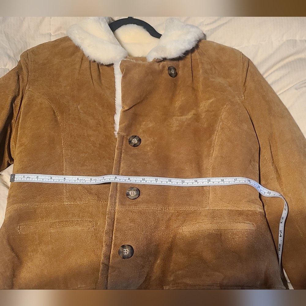 Women's Brown Shearling Jacket - image 3